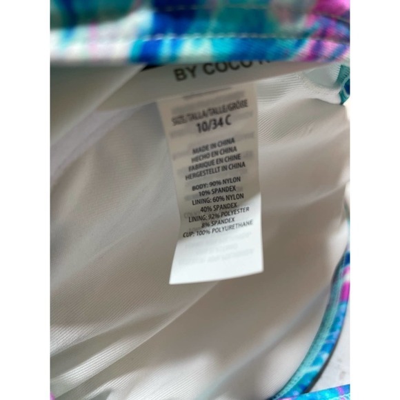 Coco Reef women’s bathingsui  Coco Contours Solitaire V-Neck One Piece Swimsuit - Picture 11 of 11